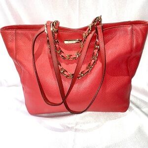 Gorgeous Michael Kors Coral Shade Leather Handbag